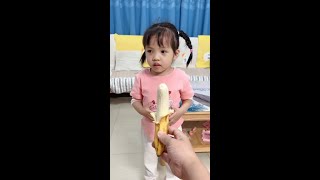 Daughter Feeds Banana To Dog But Gives It To Dad baby funny cute smart comedy [upl. by Moht]