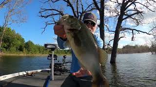 Summer Bassin  south wind saves the day on newest lake in Texas  Lake Bois DArc in North Texas [upl. by Keyes]