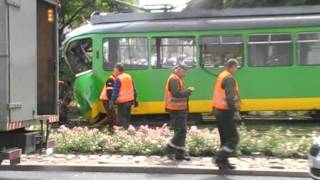 Poznań Zderzenie tramwajów na Małych Garbarach [upl. by Brownley]