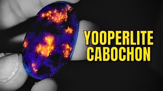 Making YOOPERLITE glow rock cabochon Polishing on Cabking lapidary machine [upl. by Tecil]