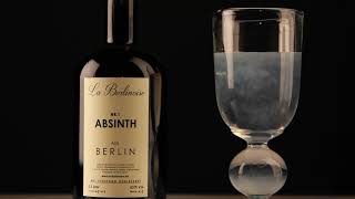 Absinthe La Berlinoise No 1  Absinthe ritual [upl. by Bonnie]