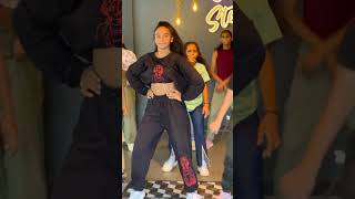 සුන් සුන් DaNcE ගැම්මට මීගමුවේ Cool Steps Girls 🤩💜️ [upl. by Ayam]