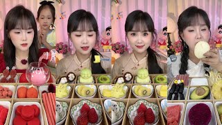 19 Pretty girl is eating strawberry 🍓🍓shrimp seafood dinner crab mukbang [upl. by Margarita709]