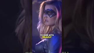 Alicia Silverstone On The Struggles Of Wearing Batgirls Suit [upl. by Germain]