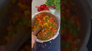 Vegetable Porridge Daliyaviralvideo foodiefatloss recipe reels reelsvideo viralreels yum [upl. by Vijnas]