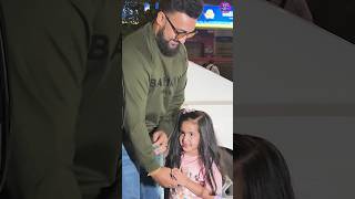 Shilpa Shetty Daughter Samisha Shetty Greets Paps With Folded Hands  CUTEST Moment [upl. by Odinevneib906]