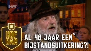 De Hofbar  Een tegenprestatie voor een uitkering [upl. by Eisenberg]