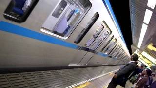 2011 東西線 高田馬場駅 Tozai Line Train Arriving at Takadanobaba Station 111101 [upl. by Eislehc14]