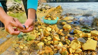 Gold Mining Gold Prospecting in the Riverside Mining Exciting [upl. by Hazrit620]