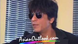 2009 Shahrukh Khan on his autobiography poverty in India views on education interview [upl. by Annav]