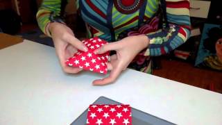 Tutorial biglietto natalizio semplice con tecnica origami [upl. by Anitsyrhk]