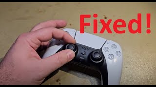 My thumbstick started spining  NEW DualSense controller issue [upl. by Doreen]