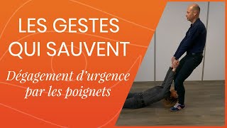 Le dégagement durgence dune victime par les poignets [upl. by Stein]