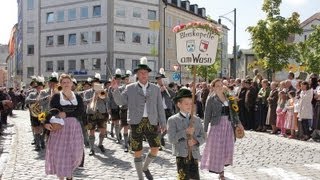 Herbstfest ErntedankFestzug durch Rosenheim [upl. by Jessica]