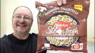 Birds Eye Steam Fresh Mushroom Tagliatelle With Creamy Sauce  Food Review [upl. by Anilegnave766]