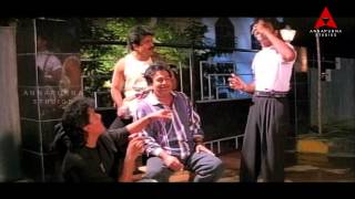 Nagarjuna Fight WIth Ravi Teja Action Scene  Ninne Pelladata Movie  Nagarjuna Tabu [upl. by Minabe626]