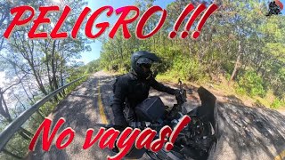 PELIGRO  autos quemados y un mensaje en el Espinazo del Diablo no ir en Motocicleta por ahi [upl. by Ainesej110]