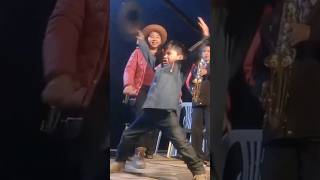 Así se baila el HUAYLASH MODERNO Niño baila el Huaylas en HuancayoPerú huancayo [upl. by Eiffe379]