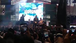 WAYANG BAND  DAMAI LIVE AT THE 90S FESTIVAL GILANG DRUMMER CILIKNYA DULU BISA BERGABUNG KEMBALI [upl. by Eikram]