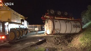 15042019  VN24  Bergung und AbschleppAktion nach schwerem Unfall auf der A2 bei Hamm [upl. by Oisorbma982]