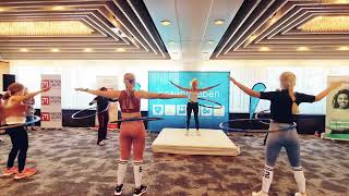 Hula Hoop Fitness Workout Bauchkiller Gesund Leben Messe Jane Uhlig [upl. by Luke300]