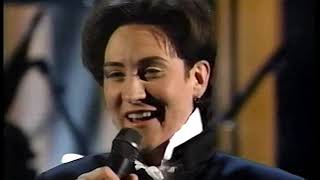 KD LANG 🎤 Constant Craving 🎶 Live at the Grammy Awards 1993 [upl. by Ariaj623]