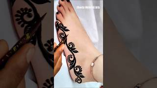 Beautiful Side Leg Mehndi Design🥰😍 mehndi mehndidesign hennadesign short shorts youtubeshorts [upl. by Ha239]