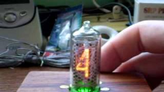 Single tube nixie clock  setting the time [upl. by Cutter]