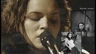 Norah Jones  Crazy  live [upl. by Assetak]