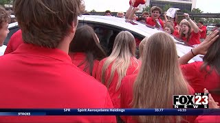 Video Bishop Kelley students participate in beloved tradition for first day of school [upl. by Alisander]