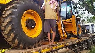 Kirloskar engine with JCB Backhoe loader dozing workjcb 3dx BS4  Unloading 6 new machine in TATA [upl. by Osmo734]