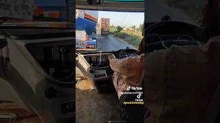 Road rage in Pakistan Pakistan raodrage omg roads funny Asia driving driver drive bus [upl. by Nord514]