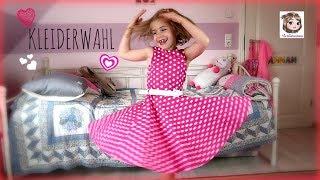 KLEID FÜR DIE EINSCHULUNG 👗 Kleiderwahl und ihr könnt mit abstimmen 👗 Die Spielzeugtester [upl. by Raff]