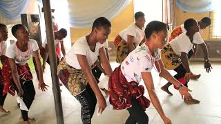 The Igbo Cultural Dance Egedege Performance by Coker Senior Sec School [upl. by Adroj]