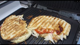 How to make a Panini Sandwich with the Cuisinart Deluxe Griddler GR150P Demo [upl. by Evangelist]