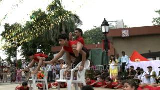 Acrobatic stunts by school kids at Wagah border on 15th August [upl. by Nauqed64]