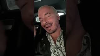 J Balvin le lanza indirecta a Residente [upl. by Itsuj]