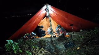 camping hujan deras angin kencang di atas bukit tidur nyenyak sampai pagi [upl. by Blumenthal]