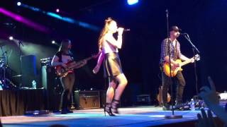 Jess Moskaluke  Kiss Me Quiet  Winnipeg RedRiverEx Live 2016 [upl. by Trotta]