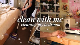 CLEAN MY BEDROOM WITH ME 🧼🧹 room cleaning motivation satisfying aesthetic [upl. by Palmore156]