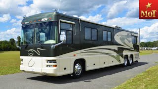 Motorhomes of Texas 2003 Foretravel U320 C2688 [upl. by Trebeh627]