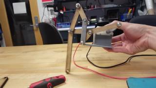 Klann Linkage Motor Demo [upl. by Valenba]