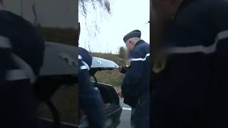 Les gendarmes ne s’attendaient pas à tomber sur ça… shorts [upl. by Cod587]