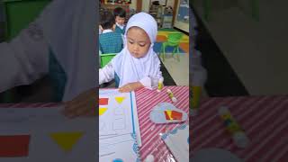 Mengenal bentuk geometri PreK Class [upl. by Aivul66]