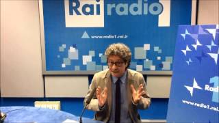 Uomini nel pallone il videoassist di R Cucchi  Radio anchio Sport 18052015 [upl. by Nojad886]