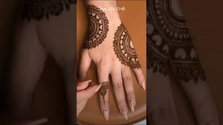 Trendy Mehndi Design 😍❤️ mehndi henna mehndidesign hennadesign trendy newmehndidesign diy [upl. by Ron]