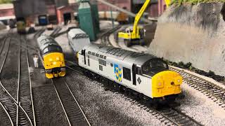 Bachmann class 47 47711 Greyfriars Bobby DCC sound model railway [upl. by Leunas]