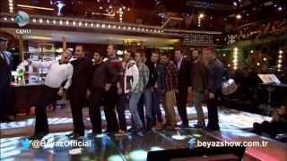 Beyaz Ahmet Kural ve Murat Cemcirden Sivas Halayı Beyaz Show 2013 Twitter SivasHalayi [upl. by Zelazny]