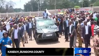 PRESIDENT RUTO RIDES IN A CAR WITH A NUMBER PLATE AND WITHOUT KENYAN FLAG IN BUNGOMA [upl. by Annaihr]