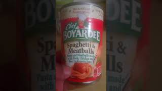 Chef BOYARDEE SPAGHETTI amp MEATBALLS REVIEW [upl. by Gabriel]